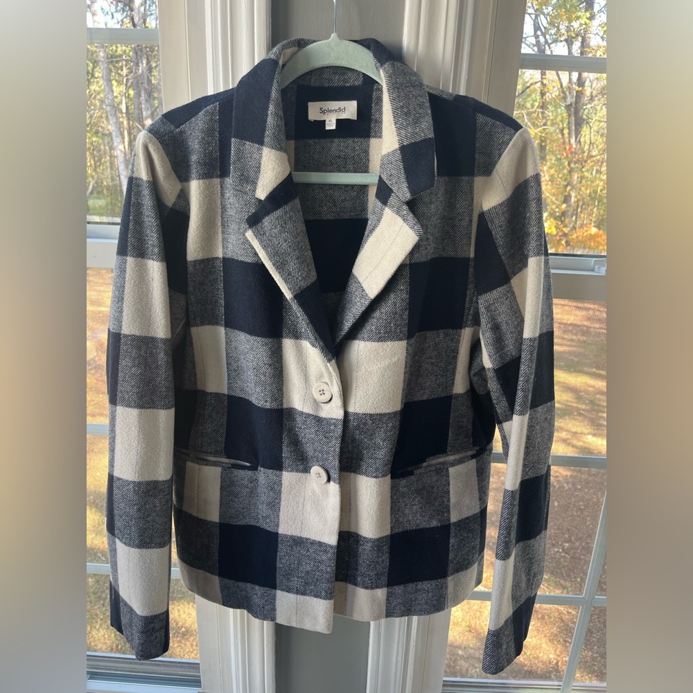Splendid Plaid Blazer - Picture 7 of 8
